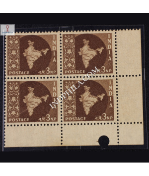 INDIA 1958 MAP OF INDIA DEEP BROWN MNH BLOCK OF 4 DEFINITIVE STAMP