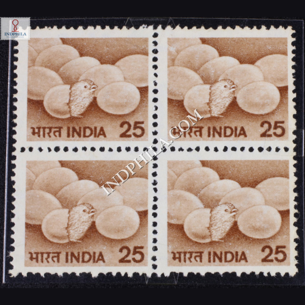 INDIA 1979 POULTRY RED BROWN MNH BLOCK OF 4 DEFINITIVE STAMP