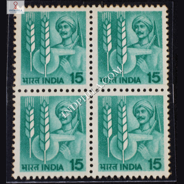 INDIA 1980 TECHNOLOGY IN AGRICULTURE PHOTO DEEP BLUISH GREEN MNH BLOCK OF 4 DEFINITIVE STAMP